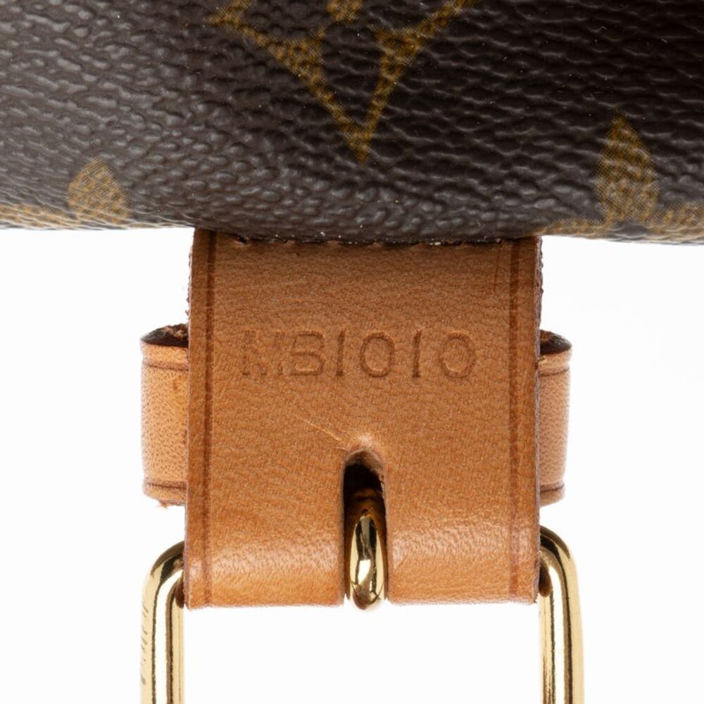 Louis Vuitton Vintage Monogram Canvas Saumur 35 Messenger - Picture 6 of 16